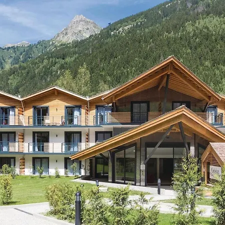 Les Mazets De Gaujac * 霞慕尼