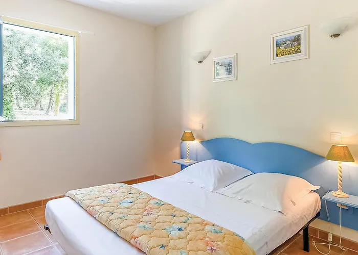 Les Mazets De Gaujac 公寓