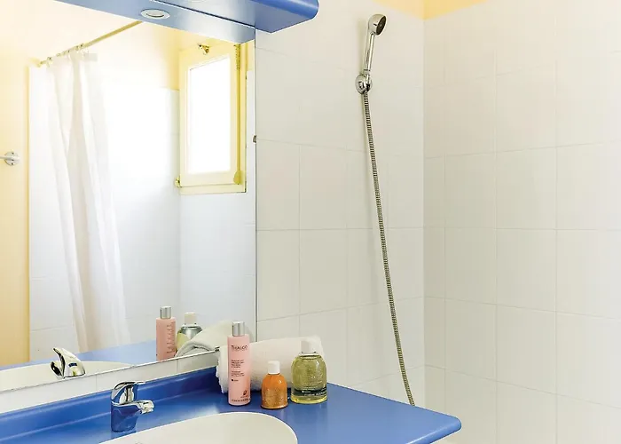 Les Mazets De Gaujac * 霞慕尼